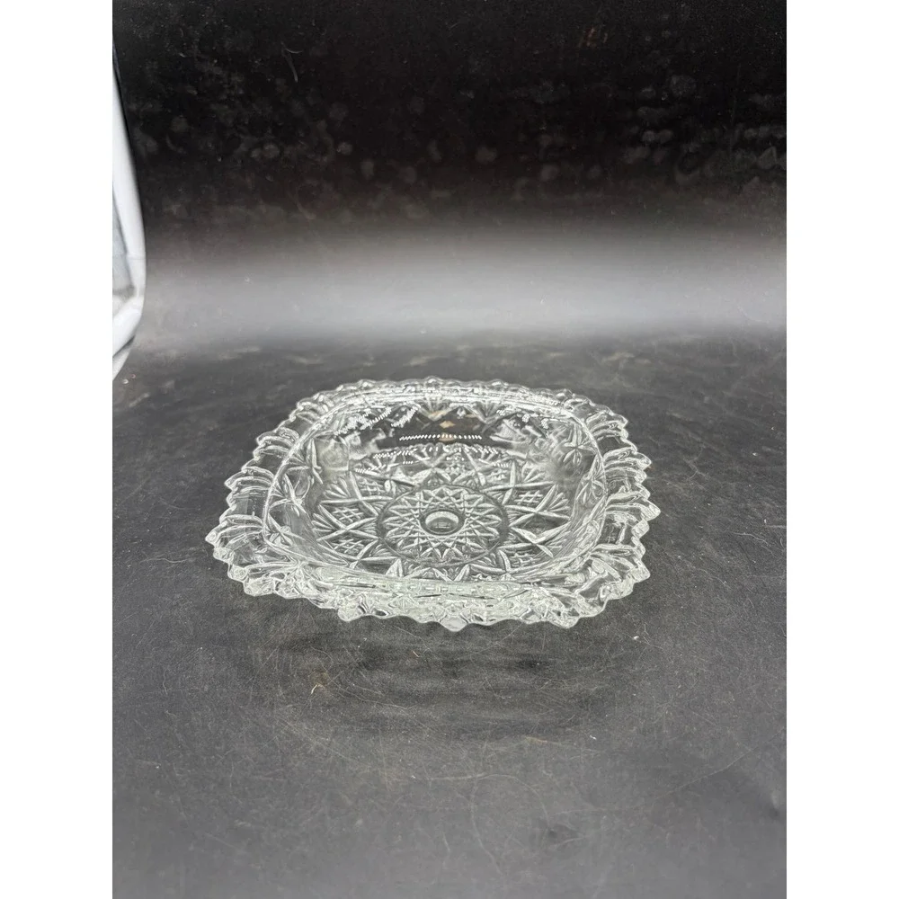 Vintage Clear Pressed Glass Starburst Scalloped Edge Trinket Dish 5.5 Inch